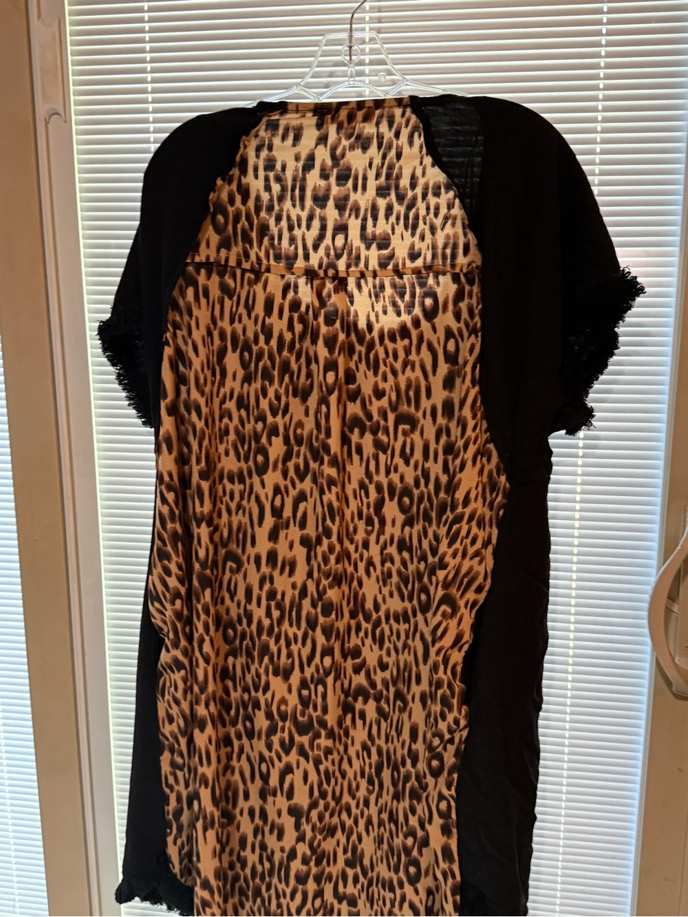 Umgee Black Short Sleeve Tunic with Leopard Trim - Picture 2 of 8